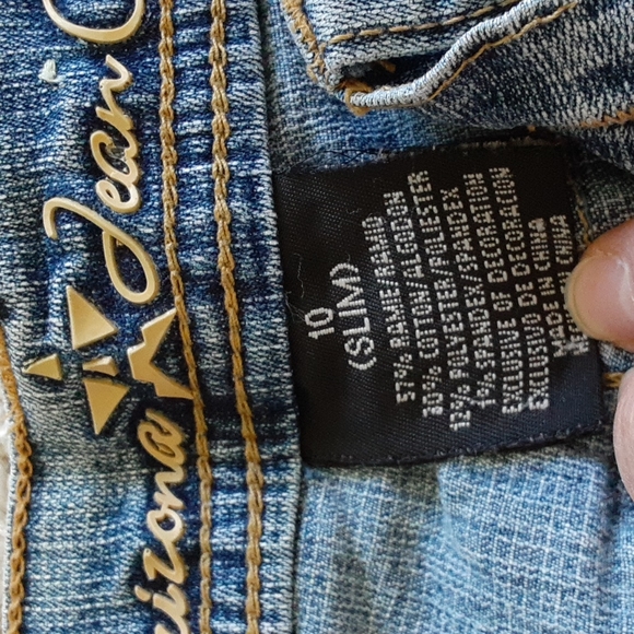 2/$12 or 5/$25 Girls denim capris 10 SLIM - Picture 5 of 5